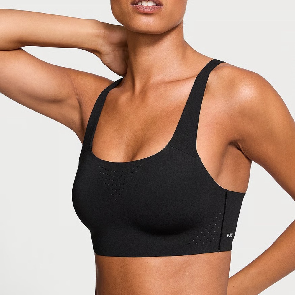 Victoria’s Secret VSX Featherweight Max Sport Black Perforated Sports Bra